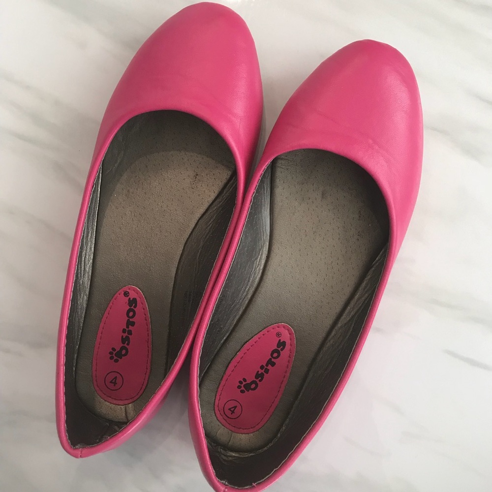 Girls Pink flat shoes